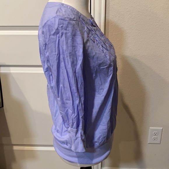 Adorable 3/4 sleeve top - Picture 4 of 4